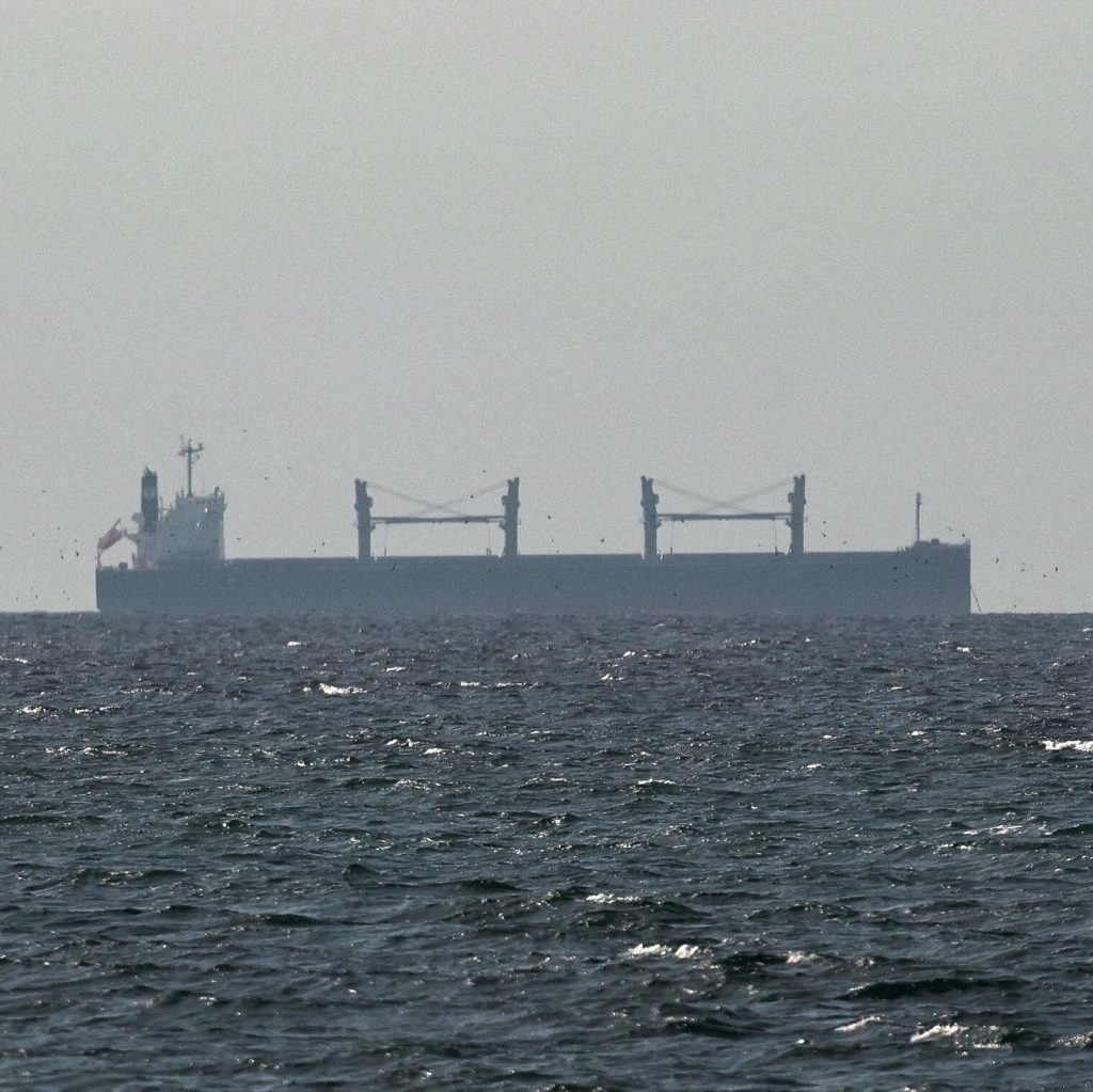 As War With Iran Hurts Oil Prices, U.S. Turns to Iranian Boats for Help