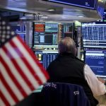 US Stock Futures Slide as AI Safety Warnings Shake Tech Stocks and Oil Prices Rise