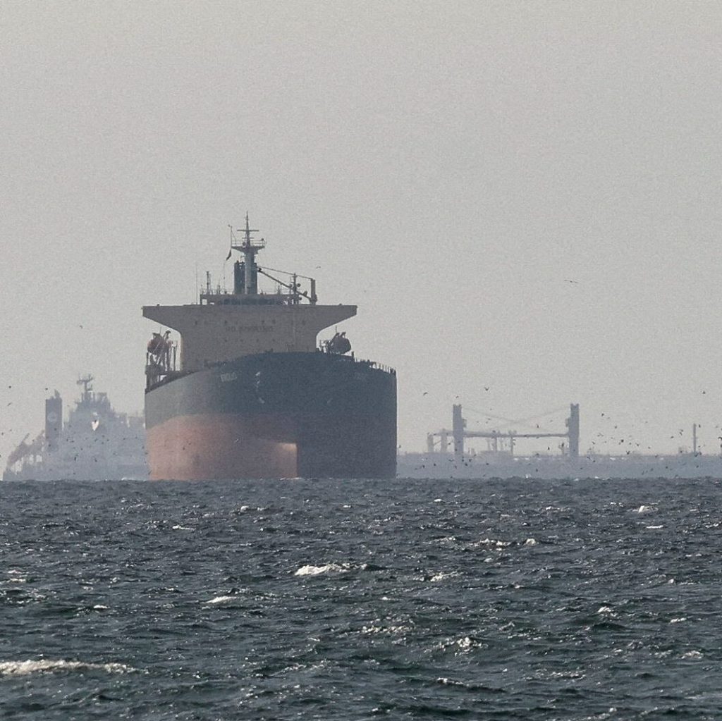 Iran Says ‘Non-Hostile’ Ships Can Sail Through the Strait of Hormuz