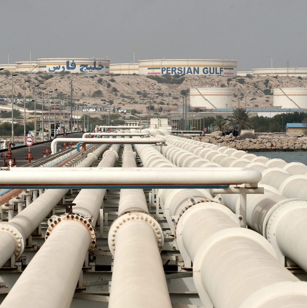 Trump Threatens to Destroy Kharg Island and Other Key Iranian Energy Sites