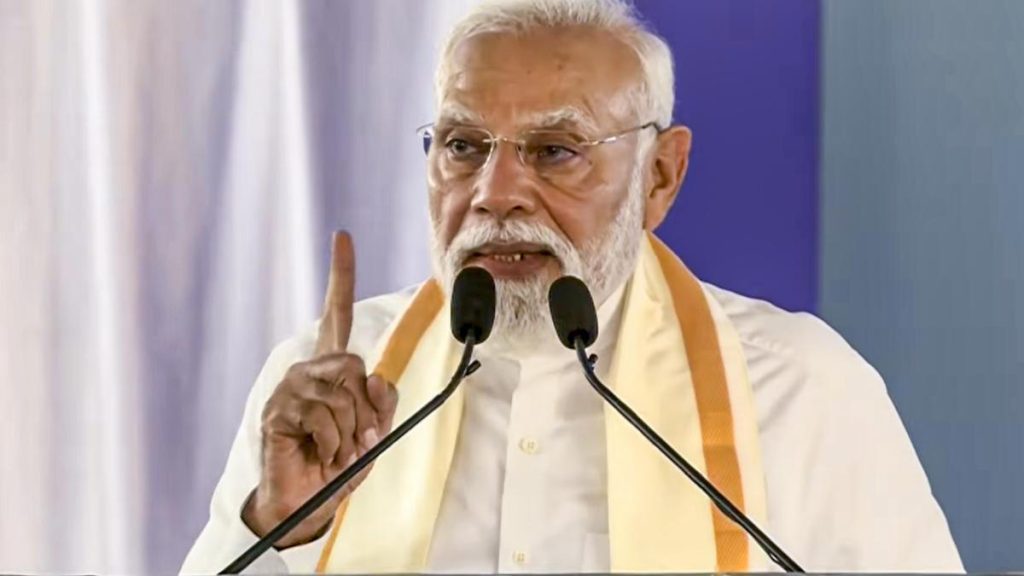 PM Modi holds roadshow in Kochi ahead of ₹10,800-crore project inauguration