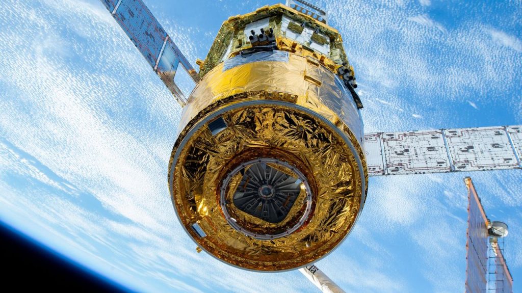 Watch Japan's 1st HTV-X cargo craft leave the International Space Station today
