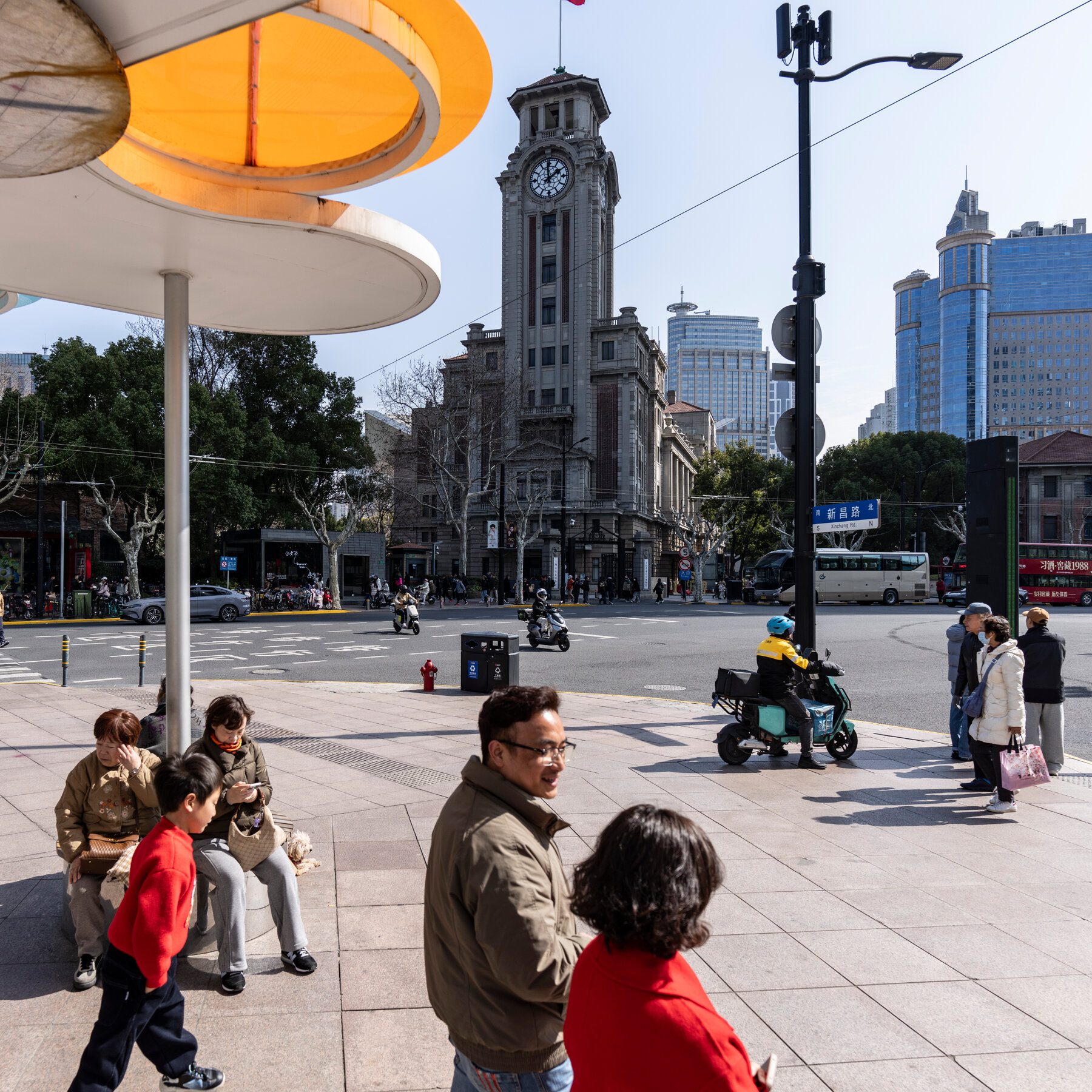 “Shanghai’s Complex Identity Struggles with China’s Official Narrative”