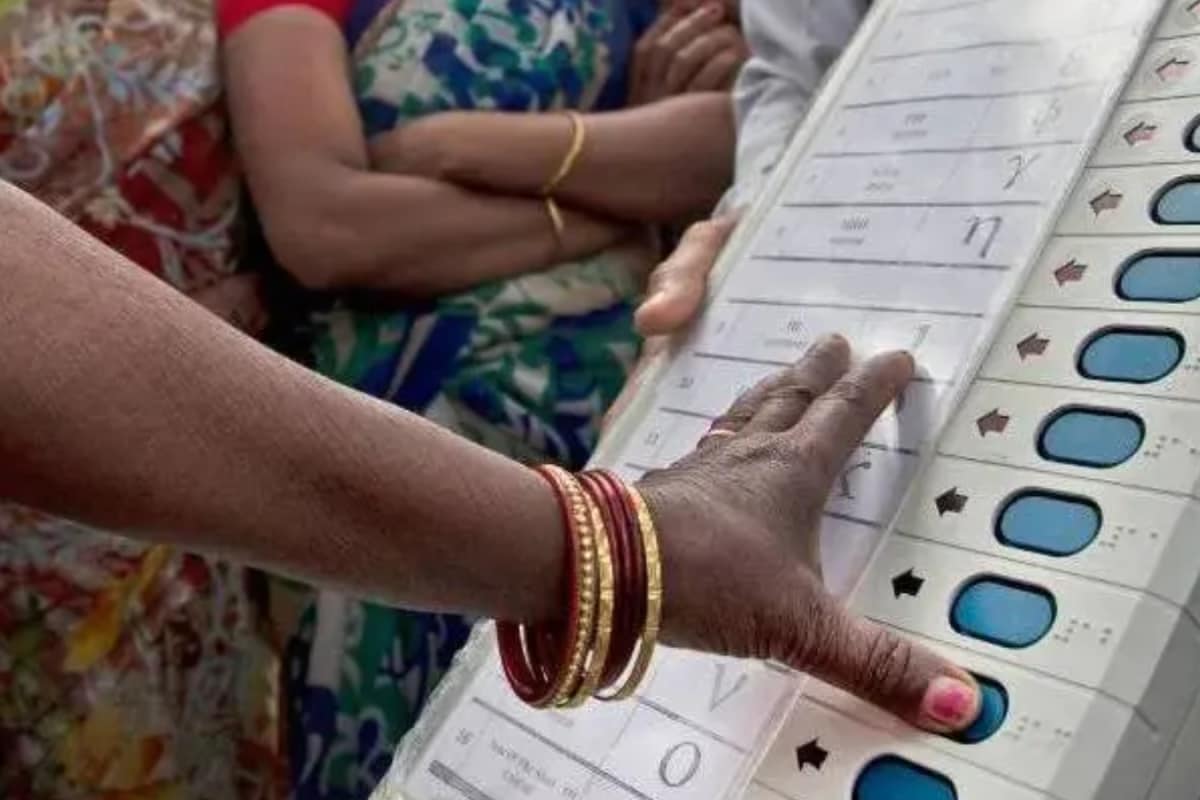 Tamil Nadu amp West Bengal Elections 2026: Voting Crosses 60 in Bengal, Nears 57 in TN by Afternoon