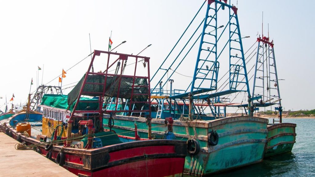 AP Police Seize Four Mechanised Boats in Decades-Old Tamil Nadu Fishermen Dispute