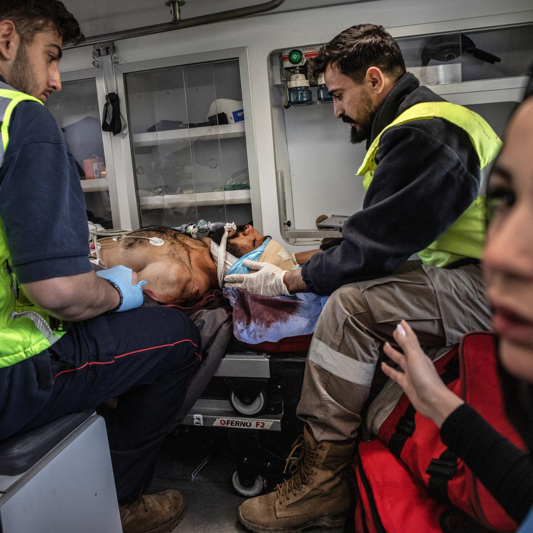 Tyre Under Siege: Israeli Bombardments Devastate Lebanese City