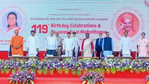 Nation-building, philanthropy and unwavering devotion to duty tribute to Shivakumara Swami: President Droupadi Murmu