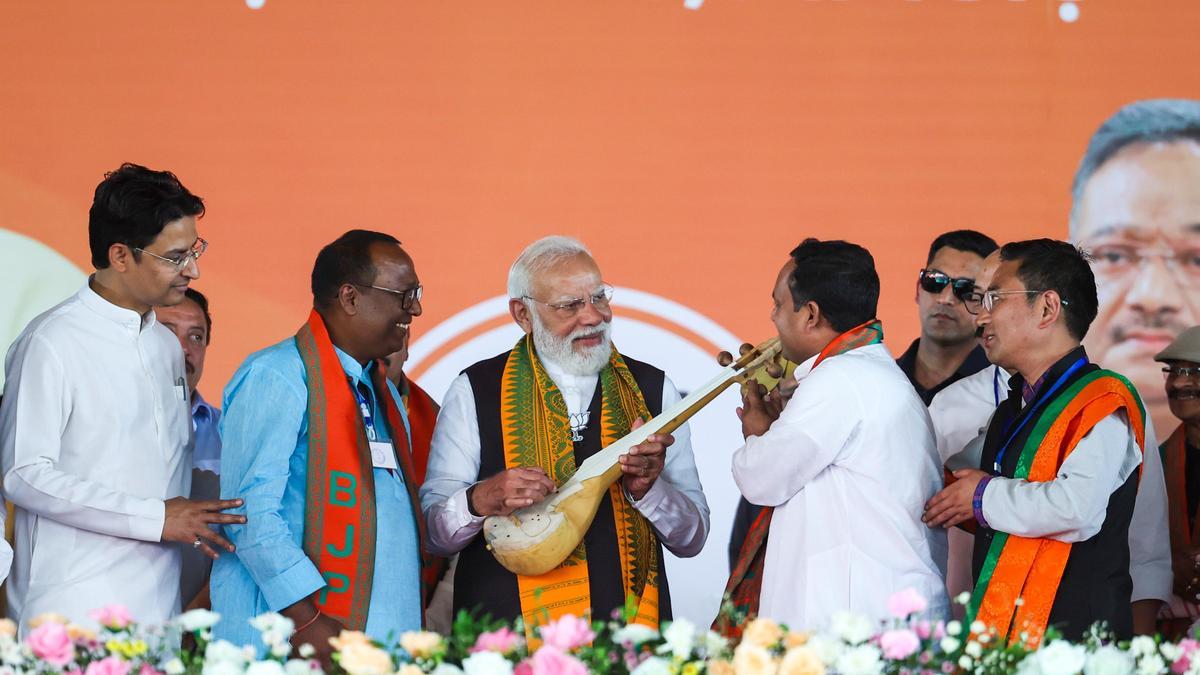Modi Accuses Trinamool of Supporting Separatist Groups in Bengal Assembly Polls, Emphasizes BJP Unity