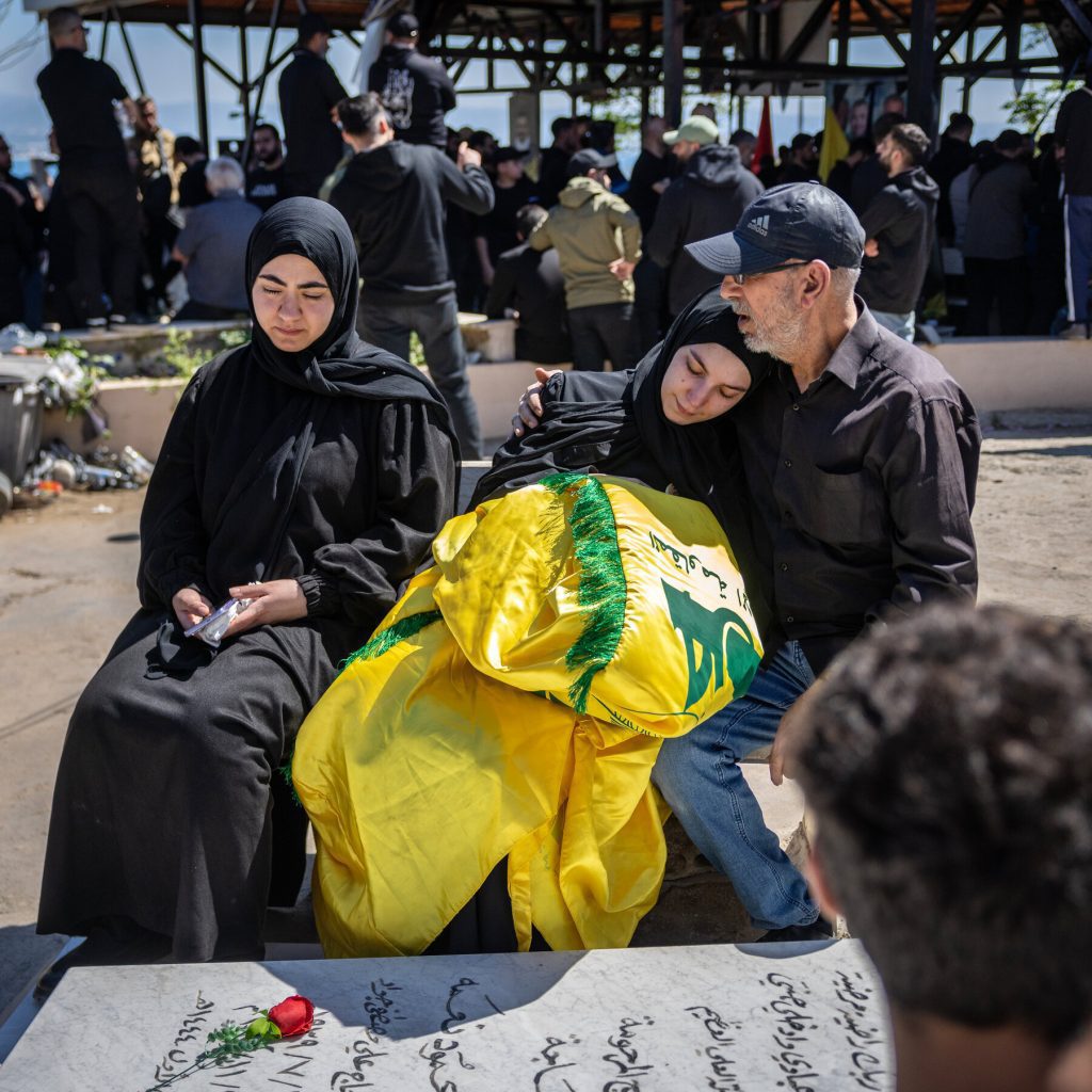 Lebanon's Forgotten Victims: 250,000 Flee South as US-Pushed Ceasefire Sparks Uncertainty