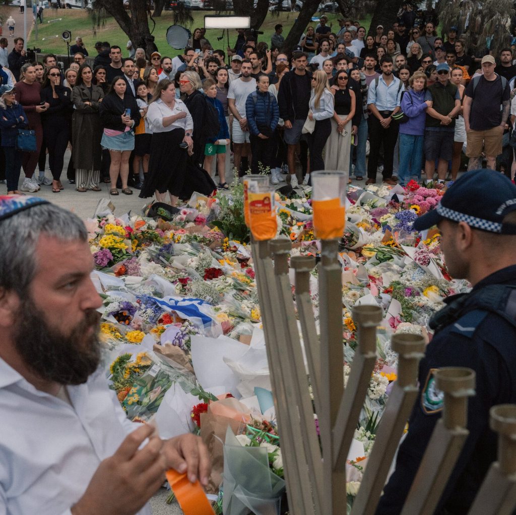 Police in Australia Were Warned of Terror Risk Before Bondi Attack, Report Says