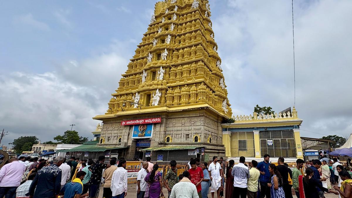 High Court Halts Construction at Karnataka’s Sacred Chamundeshwari Temple Amid Fresh Dispute