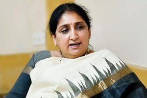 Sunetra Pawar Seeks Uddhav Thackeray’s Support For Baramati Bypoll