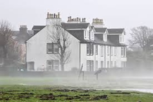 Gale-Force Storm Storm Dave to Hit UK on Easter Weekend, Bringing Rain and Blizzards
