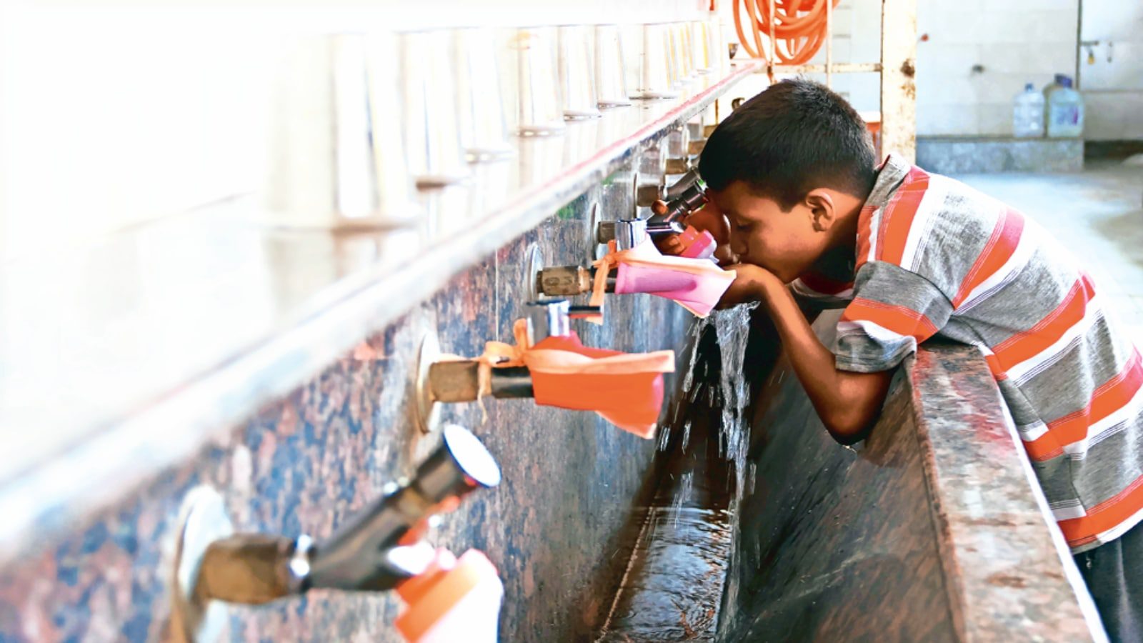 India Braces for Scorching Heatwave as IMD Issues Warning for Northwest, Central, and South Regions