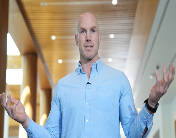 Australia’s Labor Government Criticized for Favoring Gas Giants Over Vulnerable Citizens