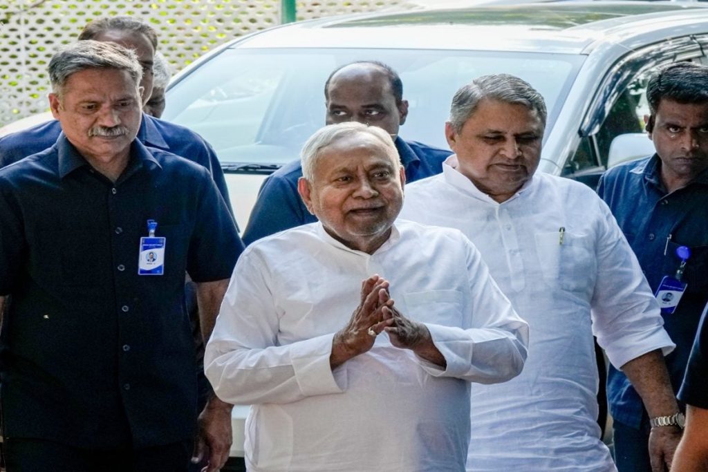 Bihar CM News LIVE Updates: Nitish Kumar Chairs Last Cabinet Meeting Before Stepping Down As CM