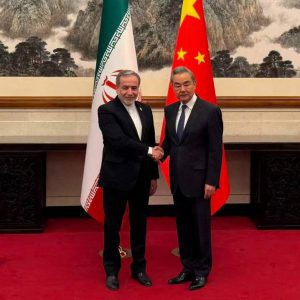 China Meets Iranian Official as U.S. Demands Strait of Hormuz Open