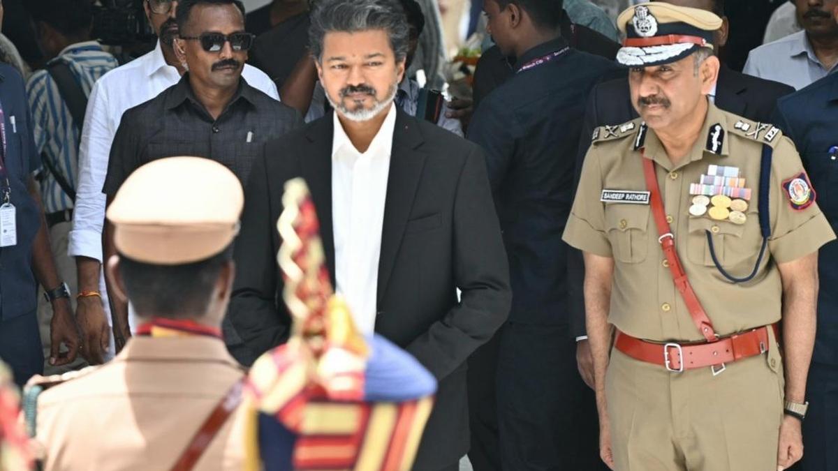 Senthil Kumar, Laxmi Priya named CM Vijay’s Secretaries I and II