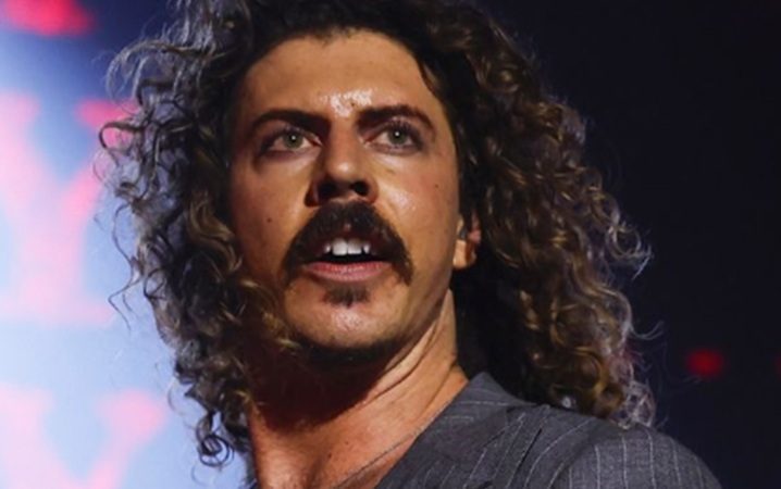 Australian Musician Keli Holiday Detained at US Border Over 2015 Pro-Trump Tweet