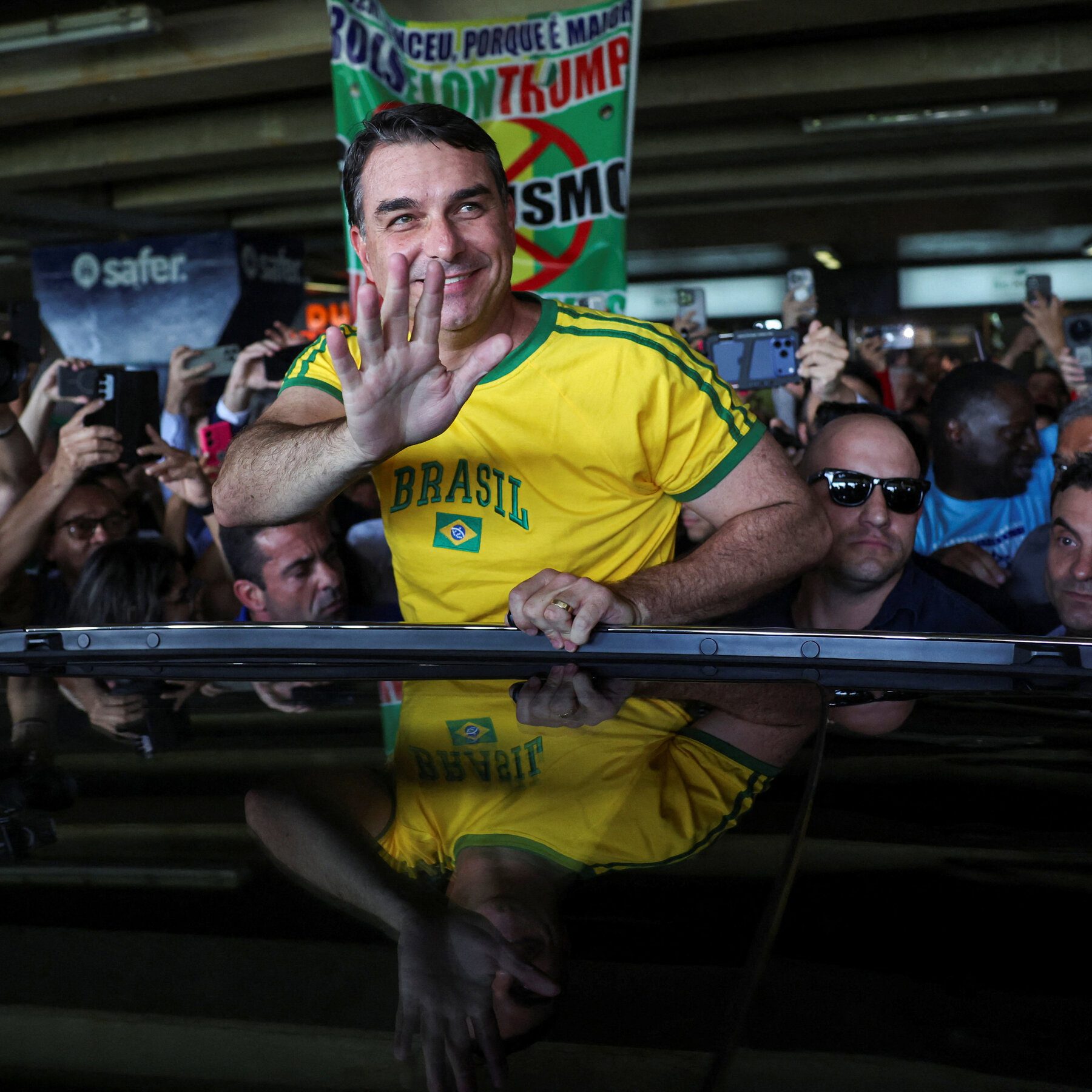 US President Trump Endorses Far-Right Jair Bolsonaro Ahead of Crucial Brazilian Election