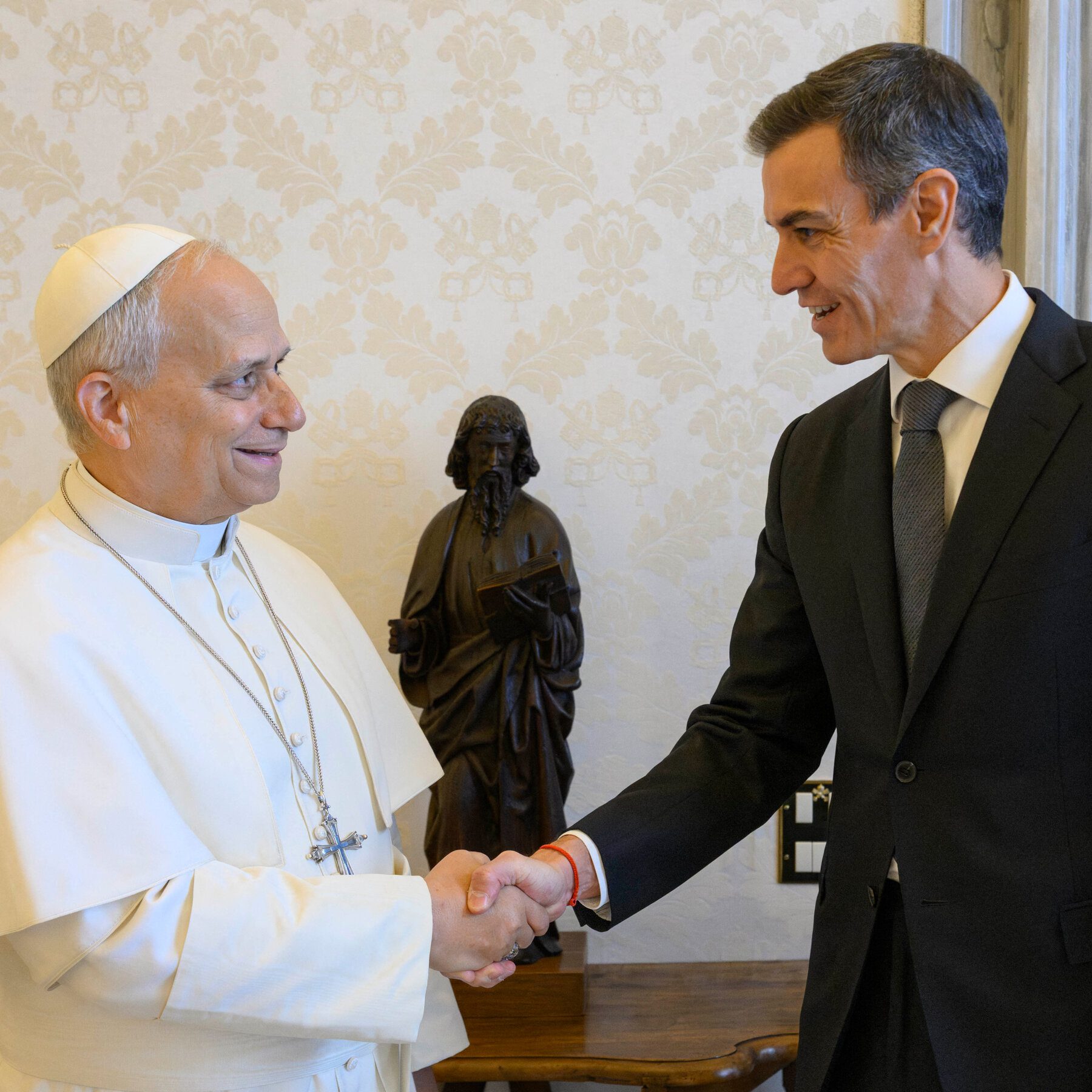 Pope meets Spanish PM to discuss Trump policies