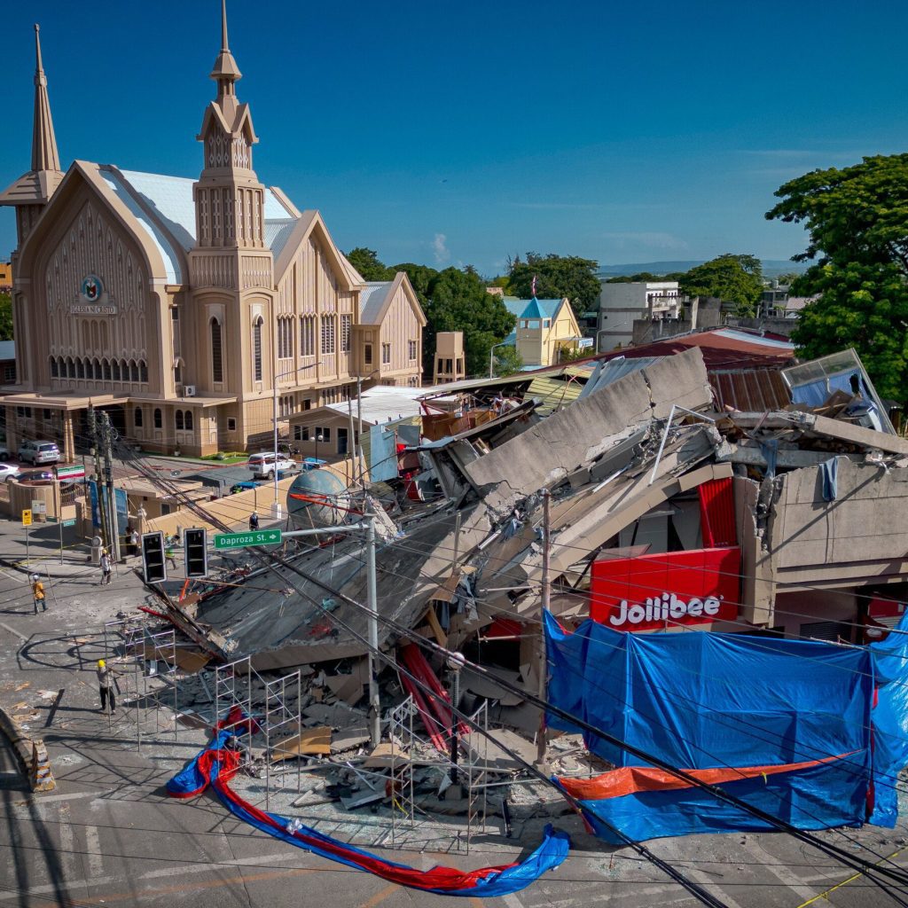 Many Feared Trapped Under Earthquake Rubble in Philippines
