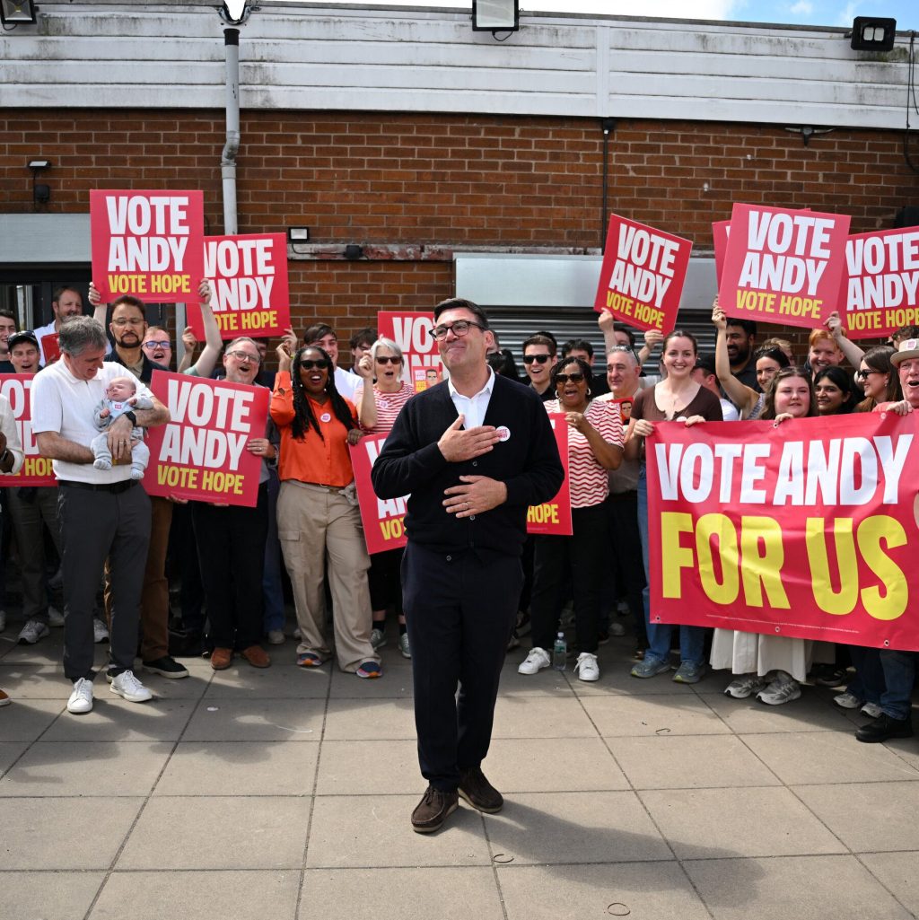 Burnham Wins Makerfield By-Election, Clearing Path to Challenge Starmer as UK Prime Minister