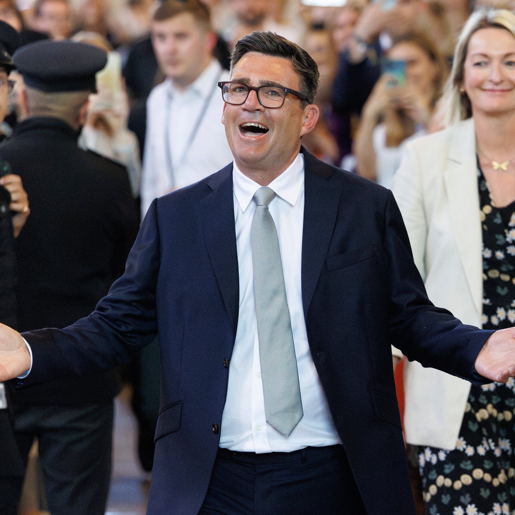 Labour chooses new leader soon