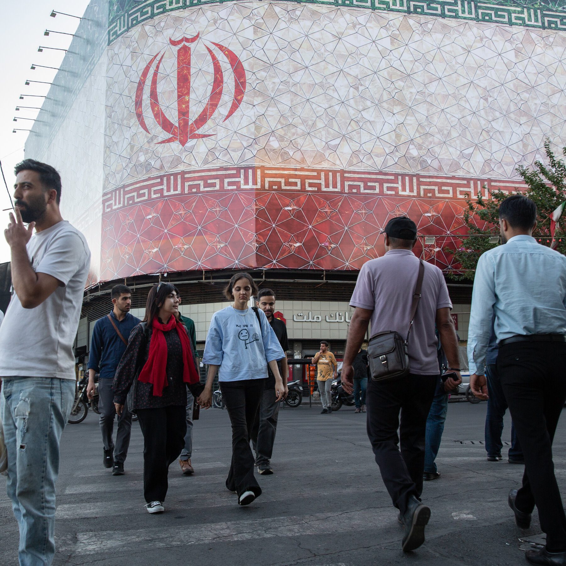 US and Iran Engage in Diplomatic Talks