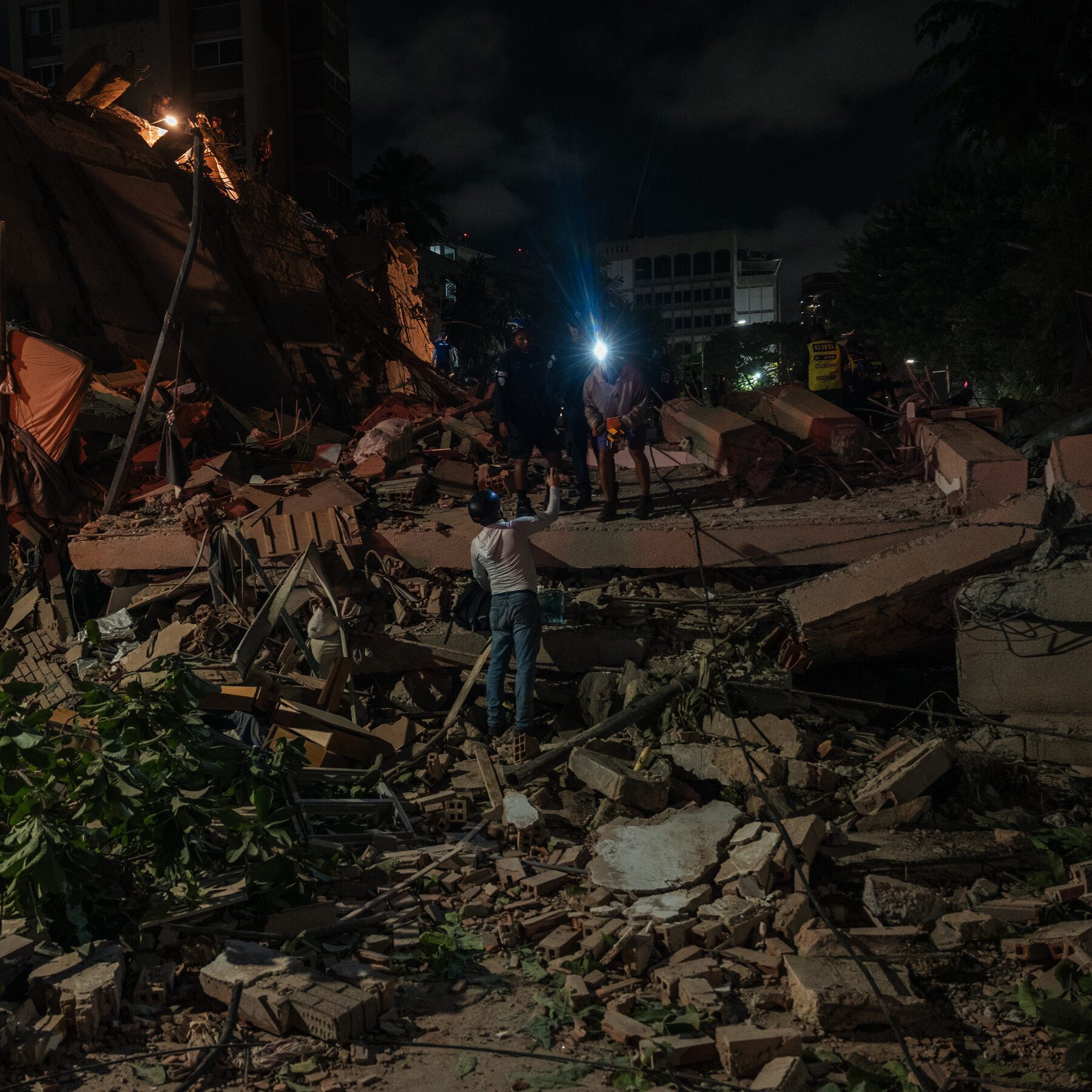 Earthquakes hit Venezuela