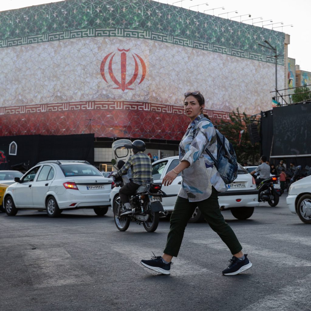 Mideast Live Updates: U.S. and Iran Gear Up for Meetings in Qatar