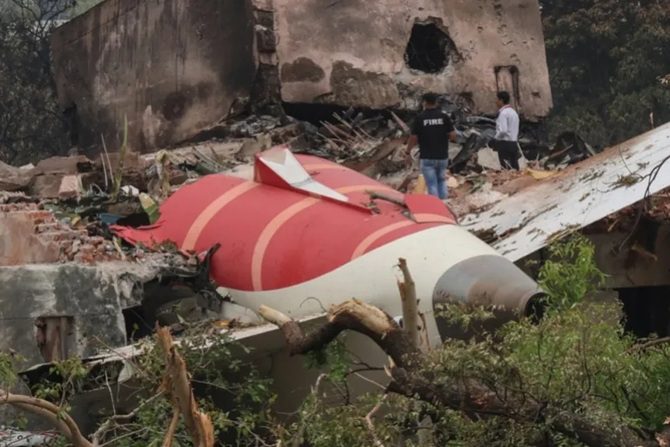 Air India crash inquiry needs more time, say Indian authorities