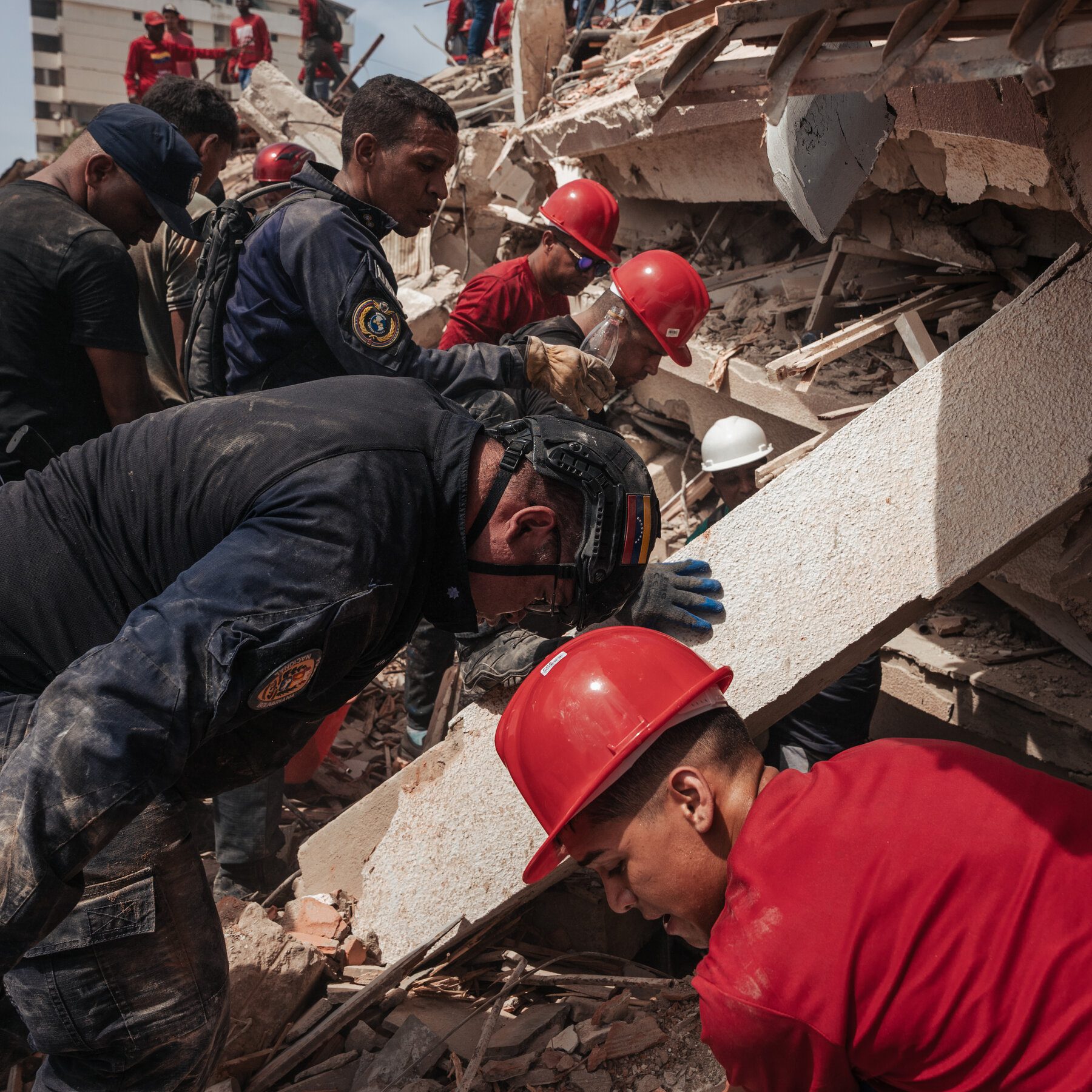 Venezuela Hit by 7.3 and 6.4 Earthquakes, Death Toll Climbs to 235.