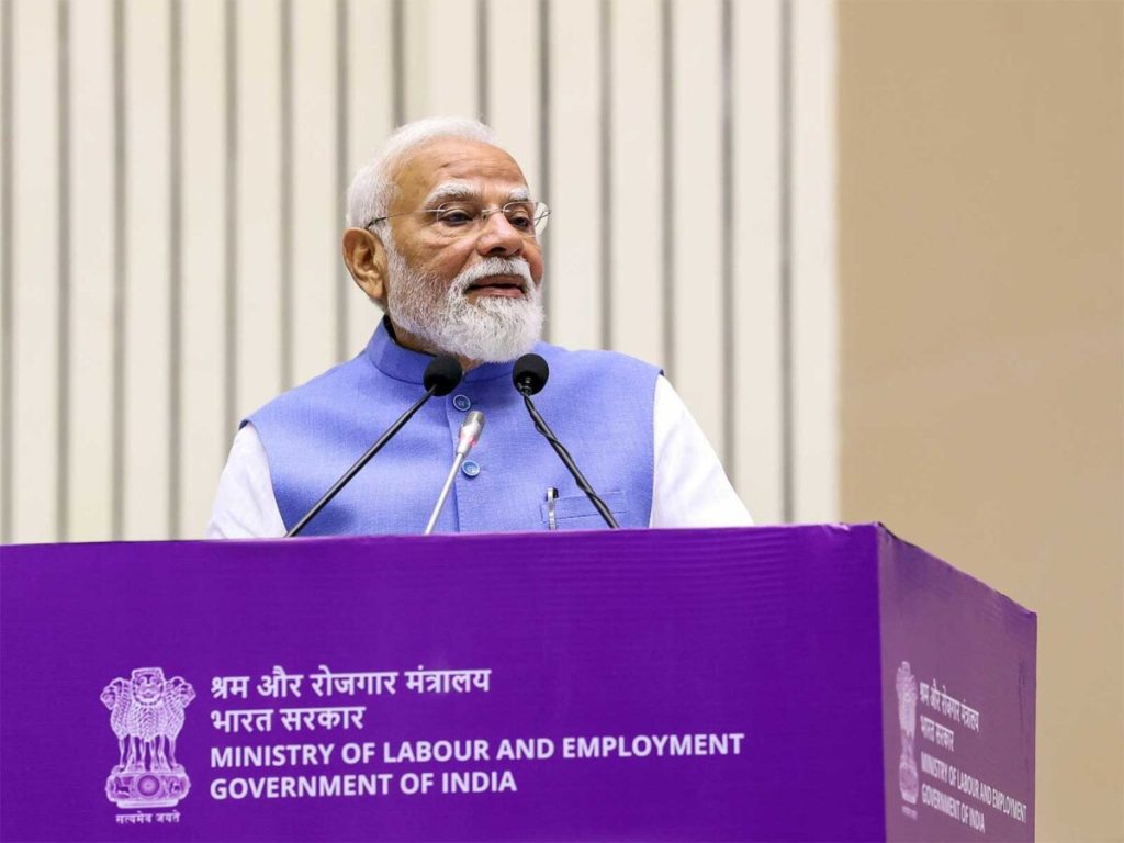 pm-modi-disburses-rs-2400-crore