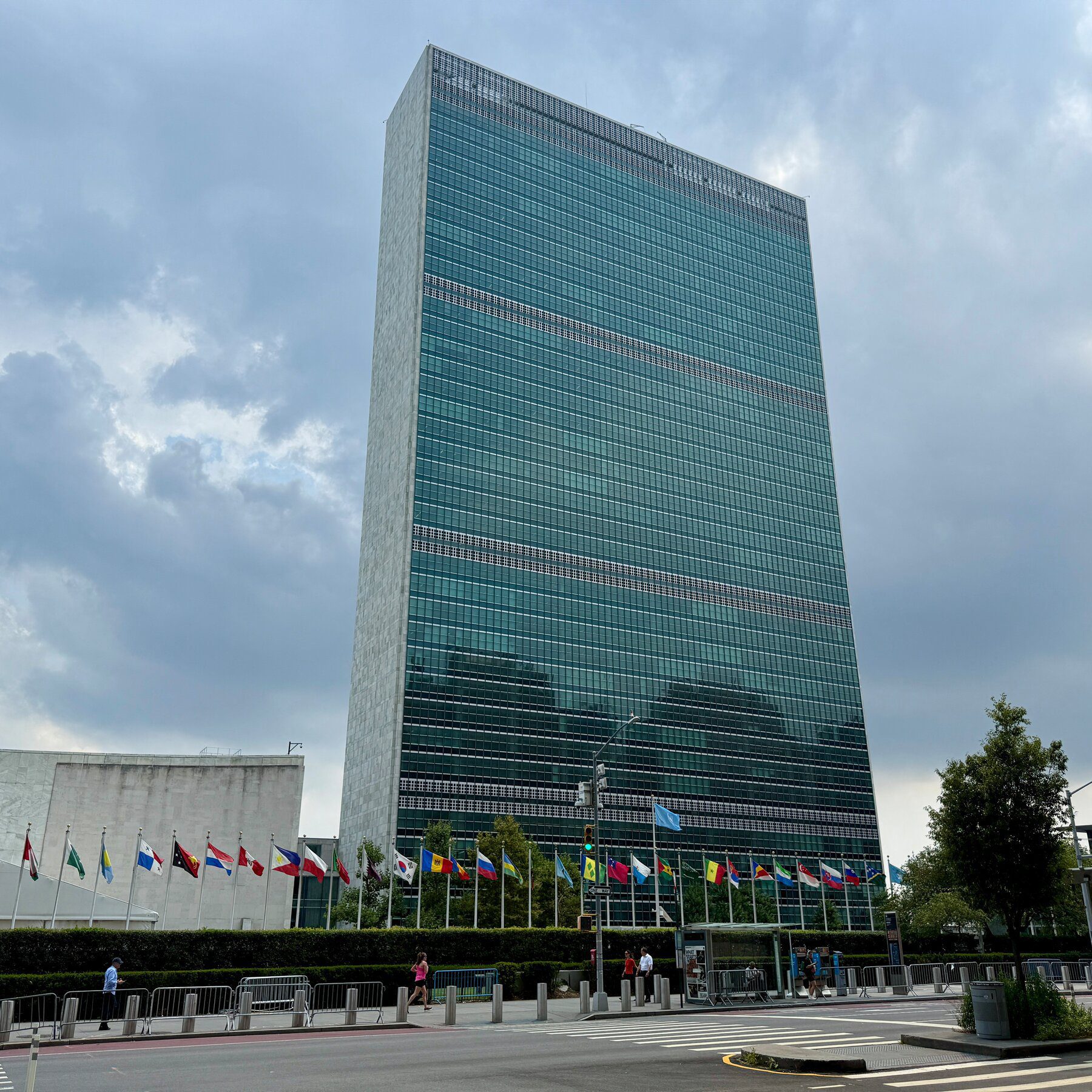 Tibetan Activist Sets Himself on Fire Outside U.N.