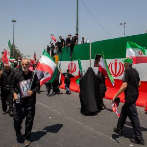 Iran War Live Updates: U.S. and Iran Exchange Strikes for Fifth Straight Day