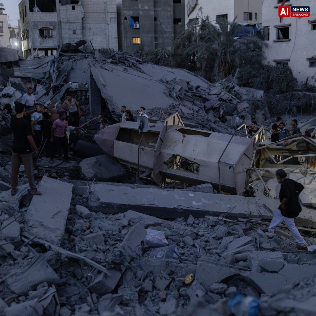 Israel Conducts Airstrike on Mosque in Gaza City