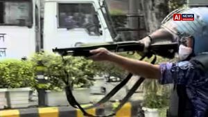 Delhi Police officer orders RAF to fire pellet guns at protesters.