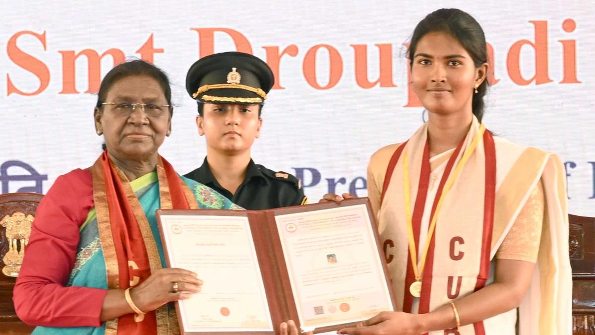 President Murmu addresses graduates