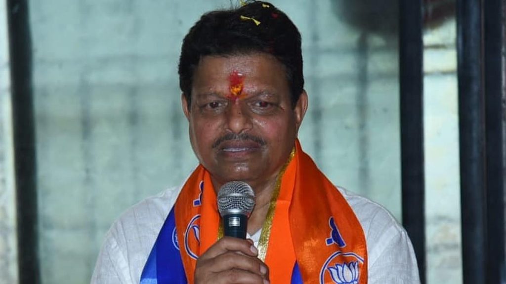 Case against Sena corporator on charges of assaulting doctors in Thane hospital