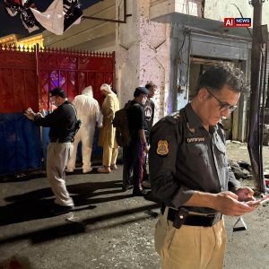 Bombing kills 14 at Pakistan police station