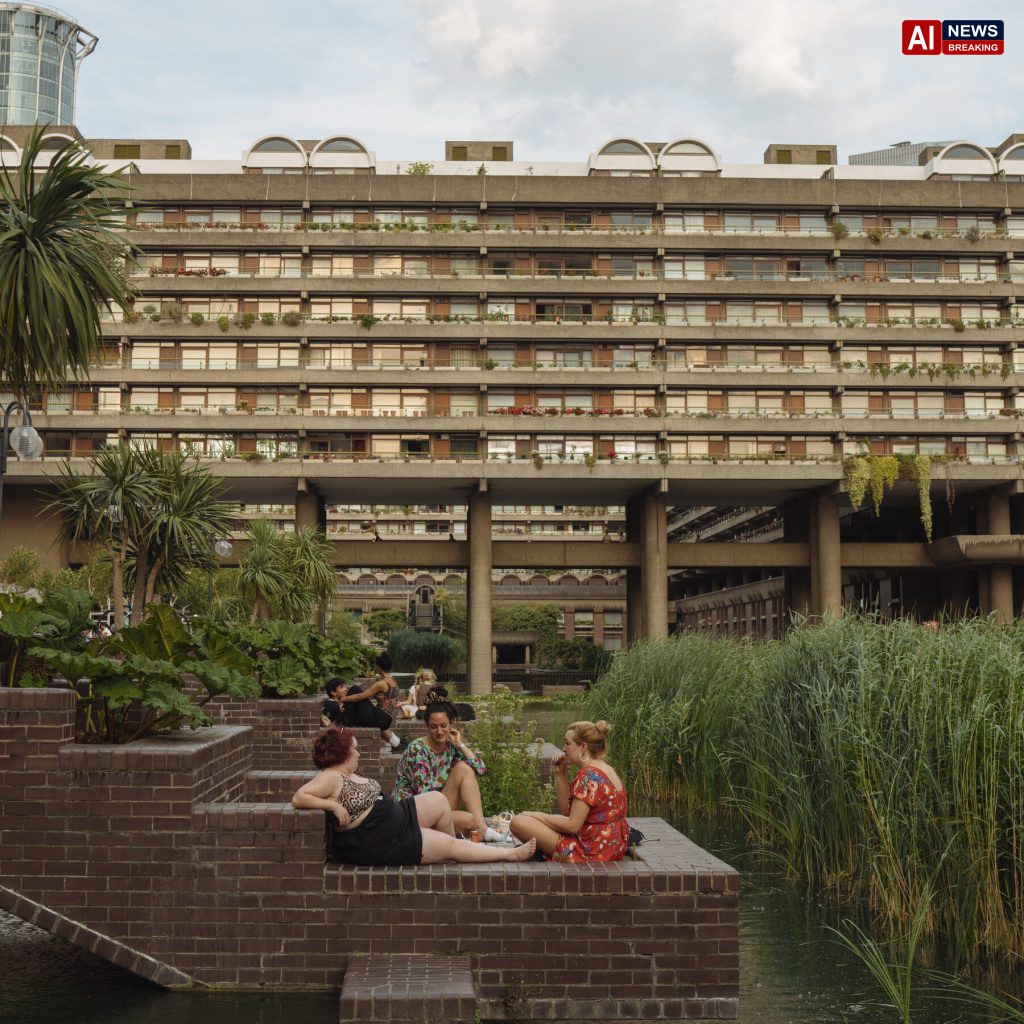 Barbican residents oppose new tower plan