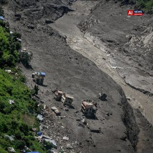 In Nepal, Fears of a Second Flood Grow as Rescue Efforts Continue