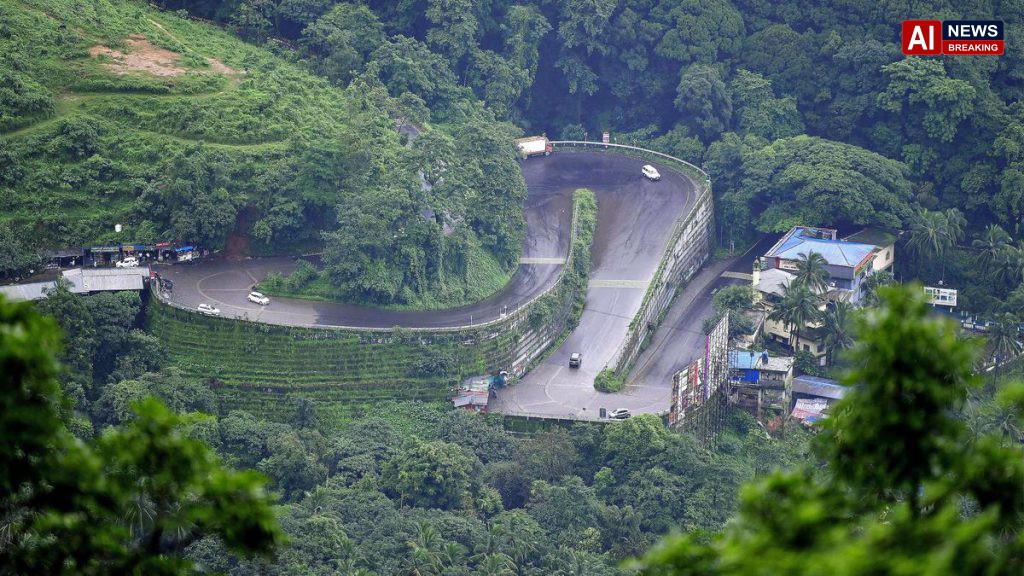 Traffic curbs imposed on Thamarassery Pass