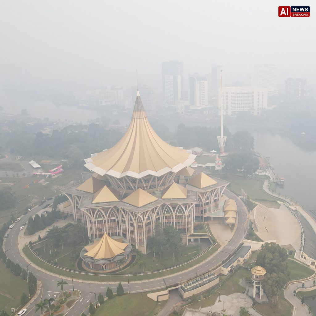 Haze From Indonesian Wildfires Blankets Parts of Malaysia, Philippines