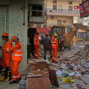 Building Housing Students Collapses in New Delhi, Killing at Least 7