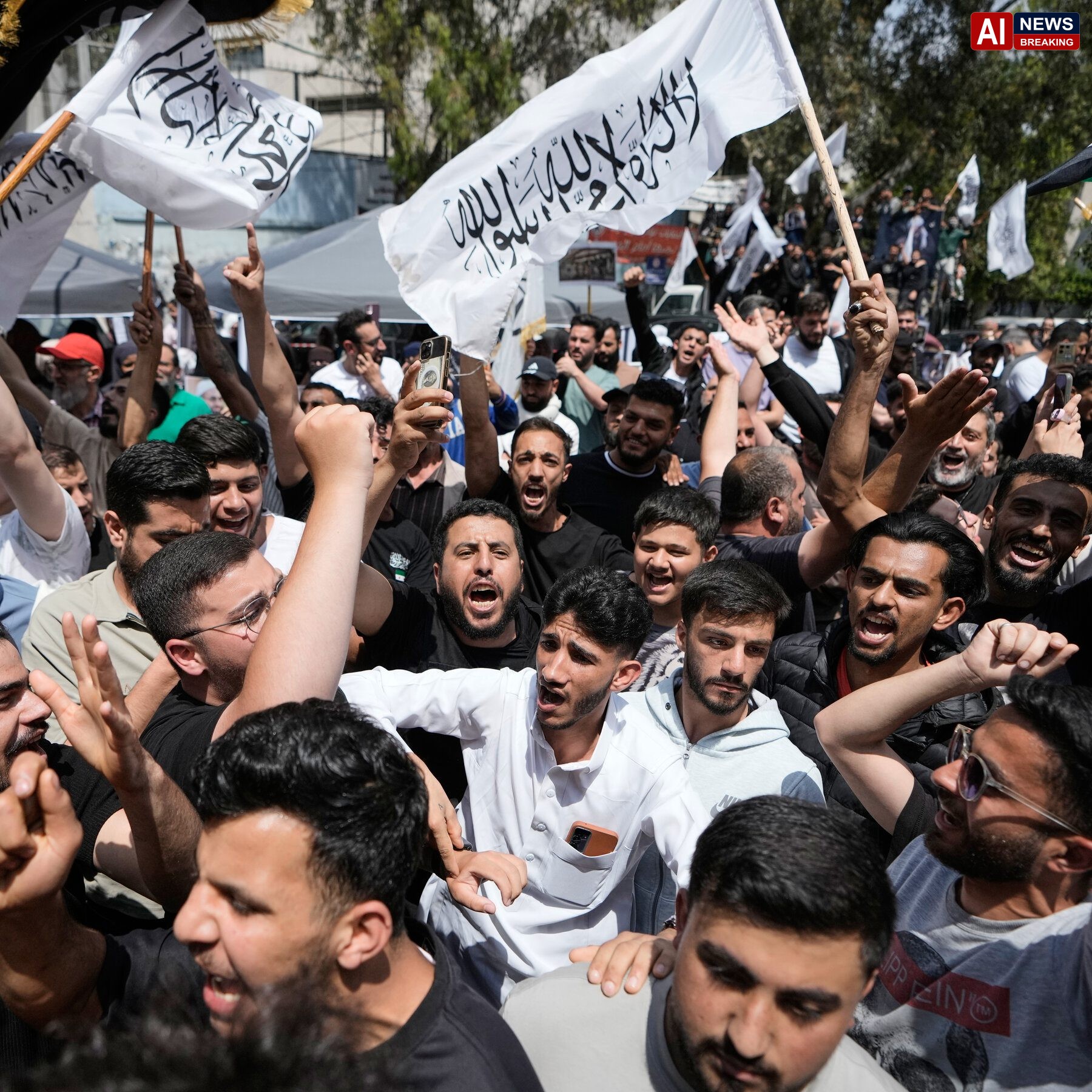 Why a Law to Help Prisoners Became a New Sectarian Flashpoint in Lebanon