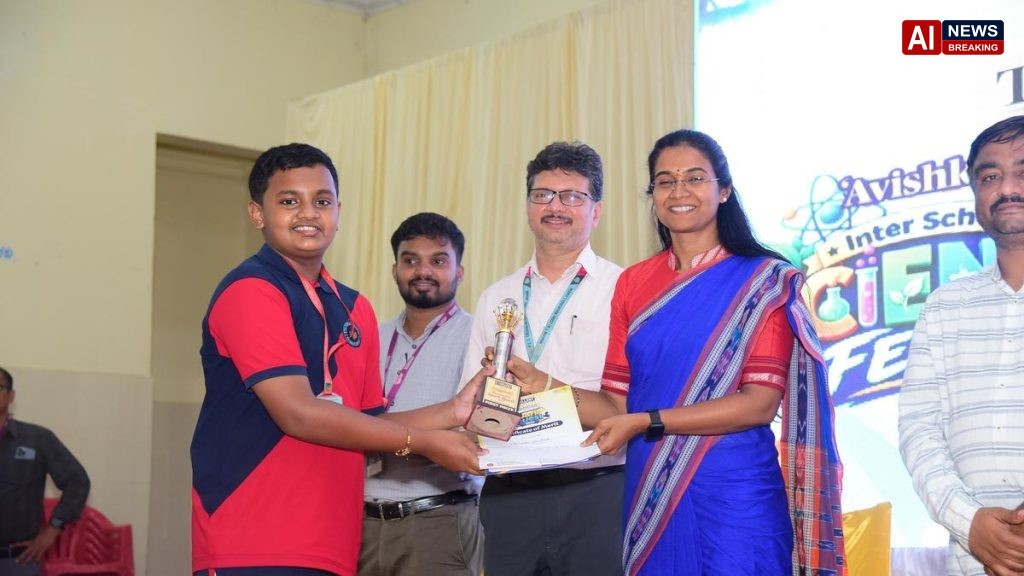Students demonstrate scientific temper and mathematical talent at The Hindu In School Science Fest and Maths Olympiad