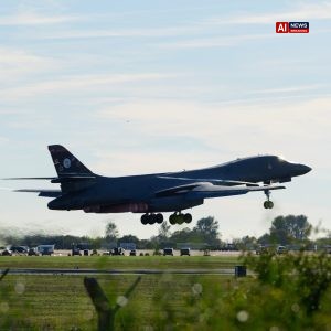 U.S. Rushes to Withdraw Bombers From U.K. Air Base After New Threats