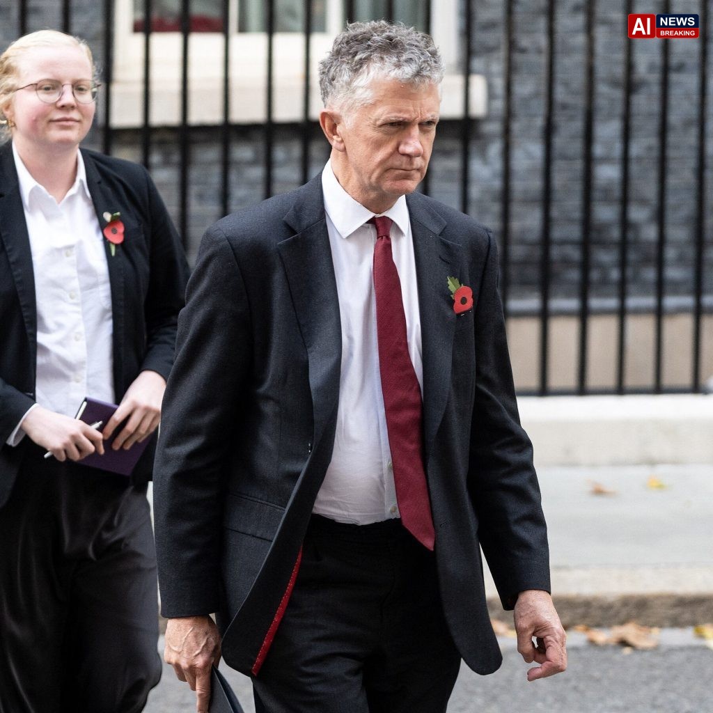 UK Security Adviser Jonathan Powell Traveled to Israel Ahead of Consulate Closure